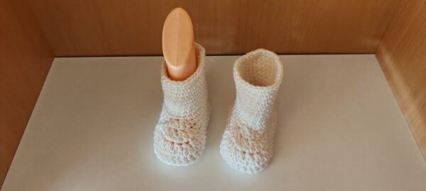 crochet baby booties