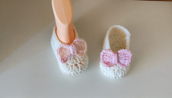 crochet baby booties