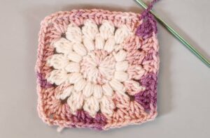 Granny Square - Step By Step Tutorial For Beginners